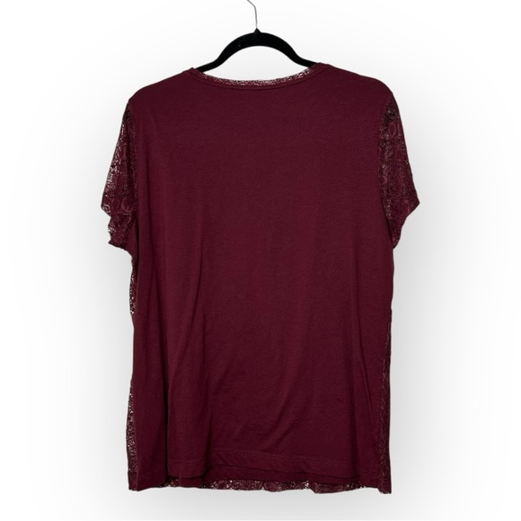 Van Heusen Burgundy Lace Front Tee Shirt XL - Picture 2 of 4